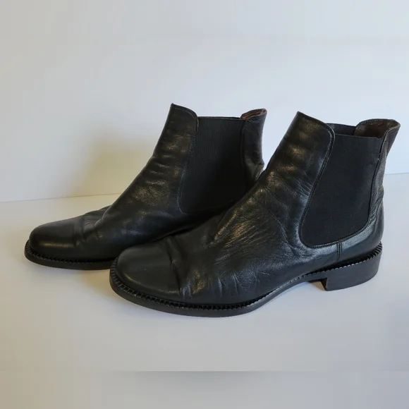 Vintage Hugo Buscati Black Leather Chelsea Boots Women's Size 10 - Picture 4 of 13